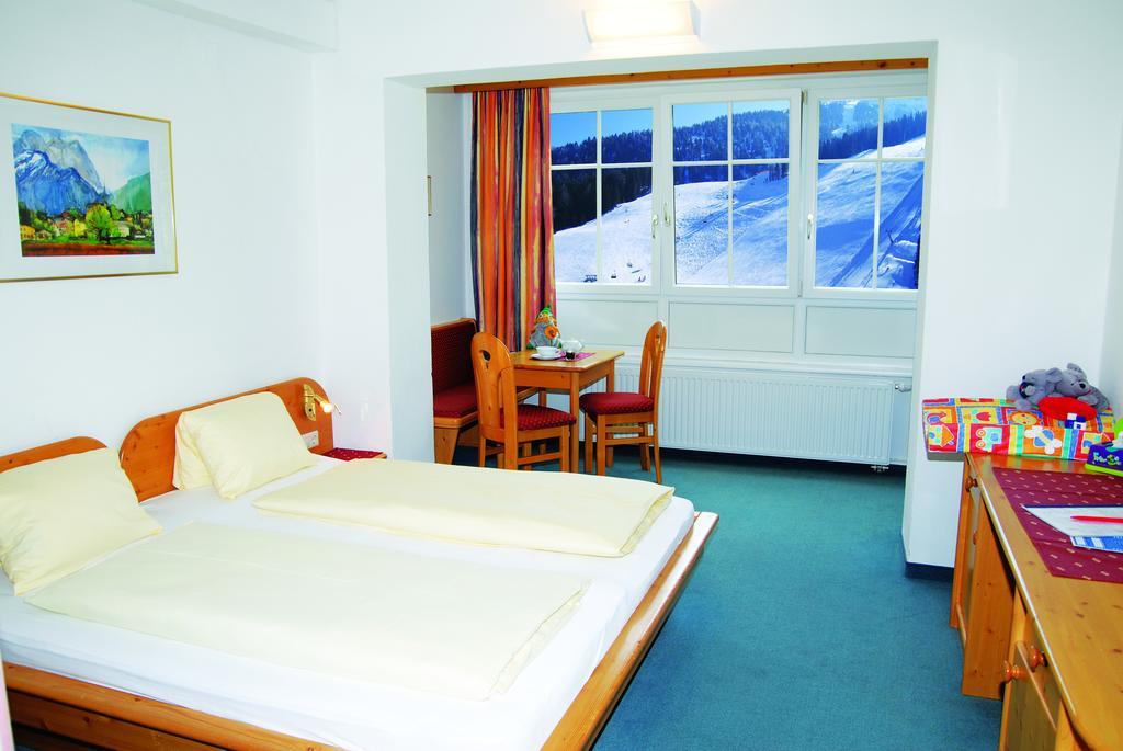 Kinder- Und Familienhotel Nockalm Innerkrems Extérieur photo