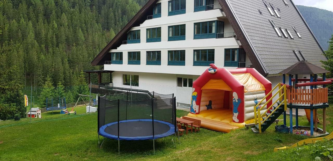 Kinder- Und Familienhotel Nockalm Innerkrems Extérieur photo